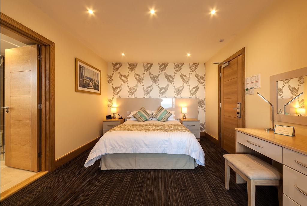 Biarritz Hotel St Brelade Szoba fotó