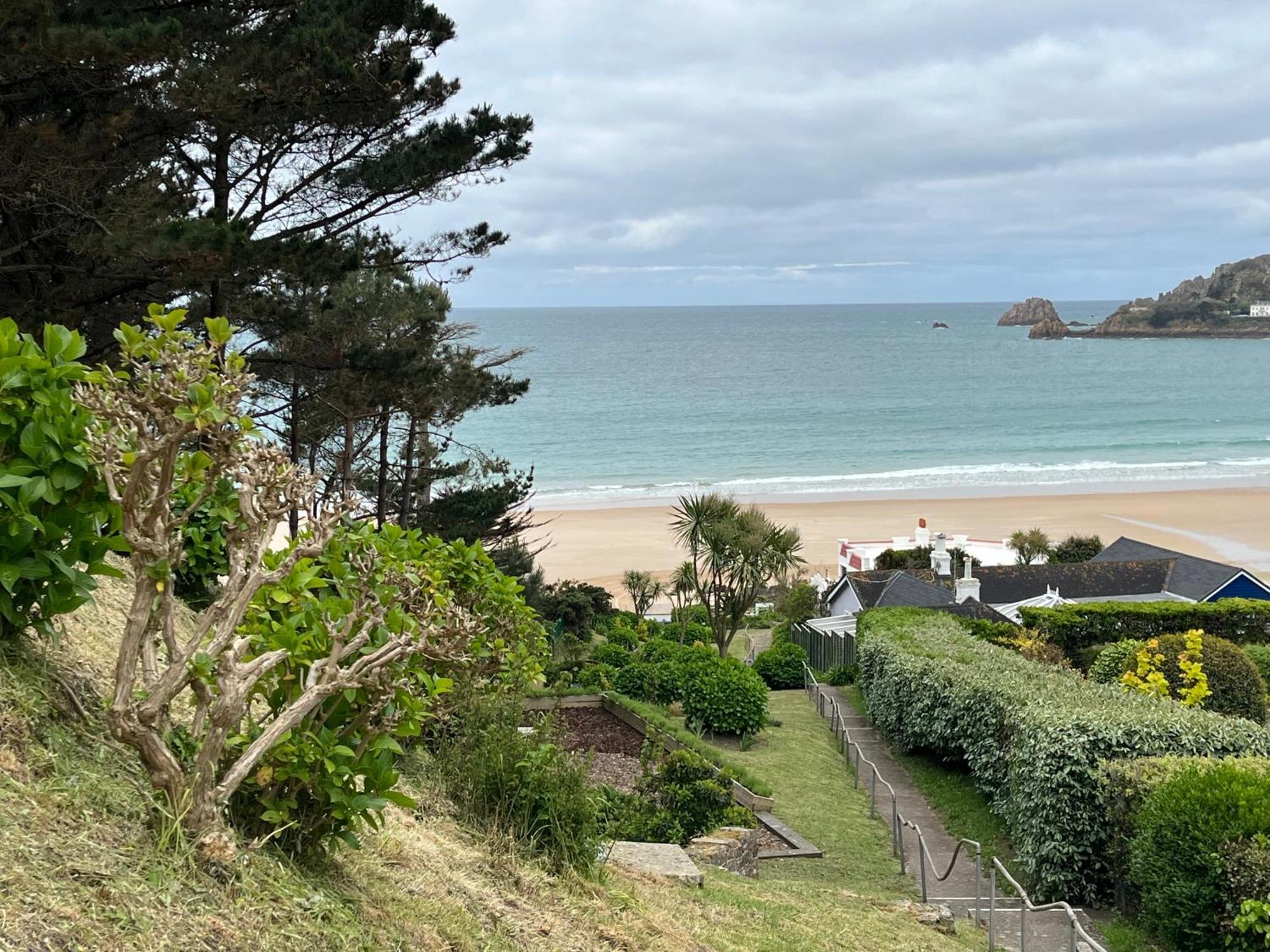 Biarritz Hotel St Brelade Kültér fotó